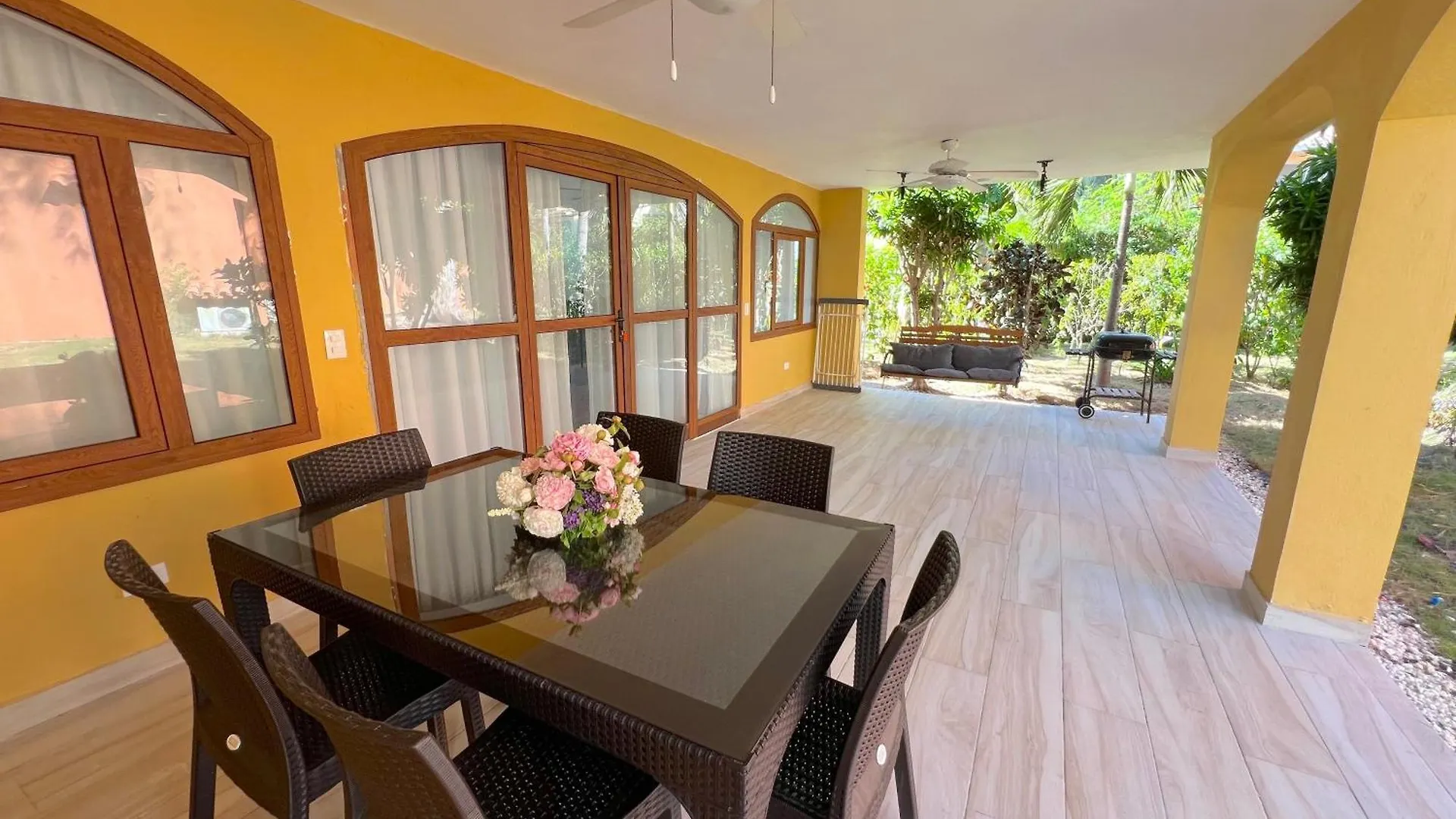 ***** Aparthotel Tropical Suites And Villas - Los Corales Beach - Great Location With Many Restaurants Punta Cana Dominican Republic