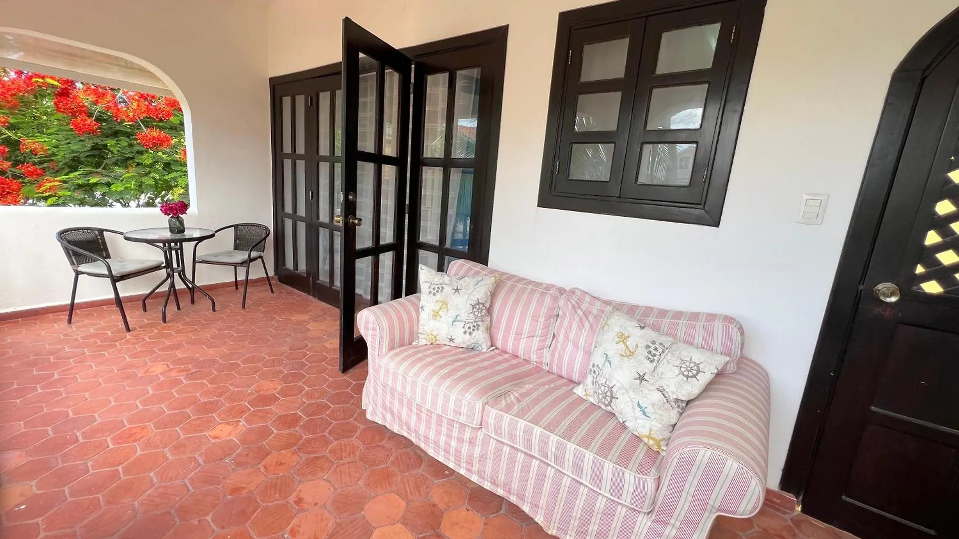 بونتا كانا Tropical Suites And Villas - Los Corales Beach - Great Location With Many Restaurants 5*, بونتا كانا جمهورية الدومينيكان