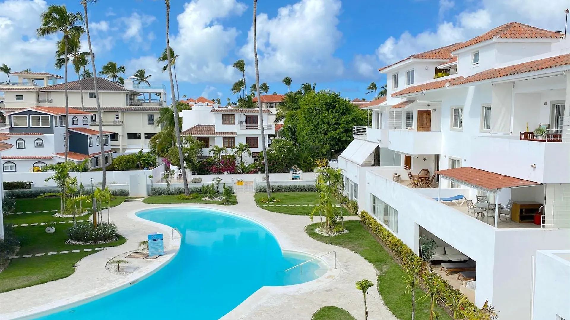 بونتا كانا Tropical Suites And Villas - Los Corales Beach - Great Location With Many Restaurants جمهورية الدومينيكان
